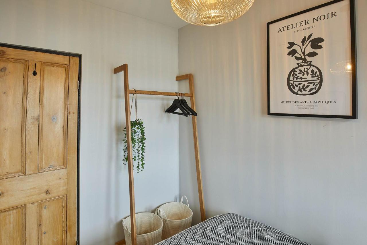 Host & - Raven House Holiday home *
